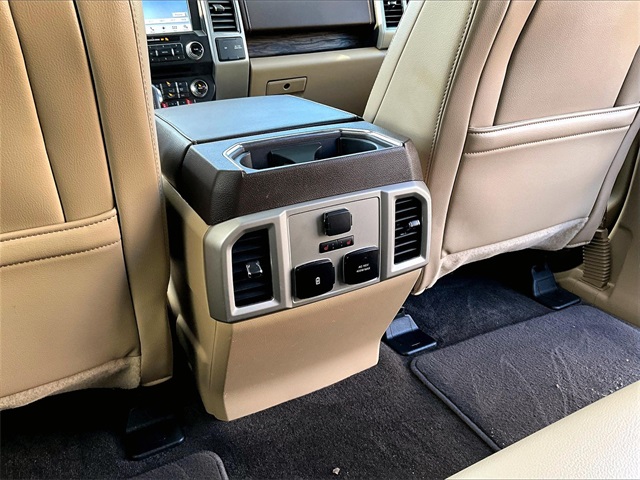 2018 Ford F-150 Lariat - Photo 29
