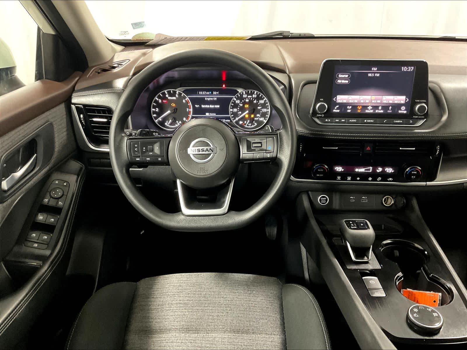 2021 Nissan Rogue SV - Photo 17