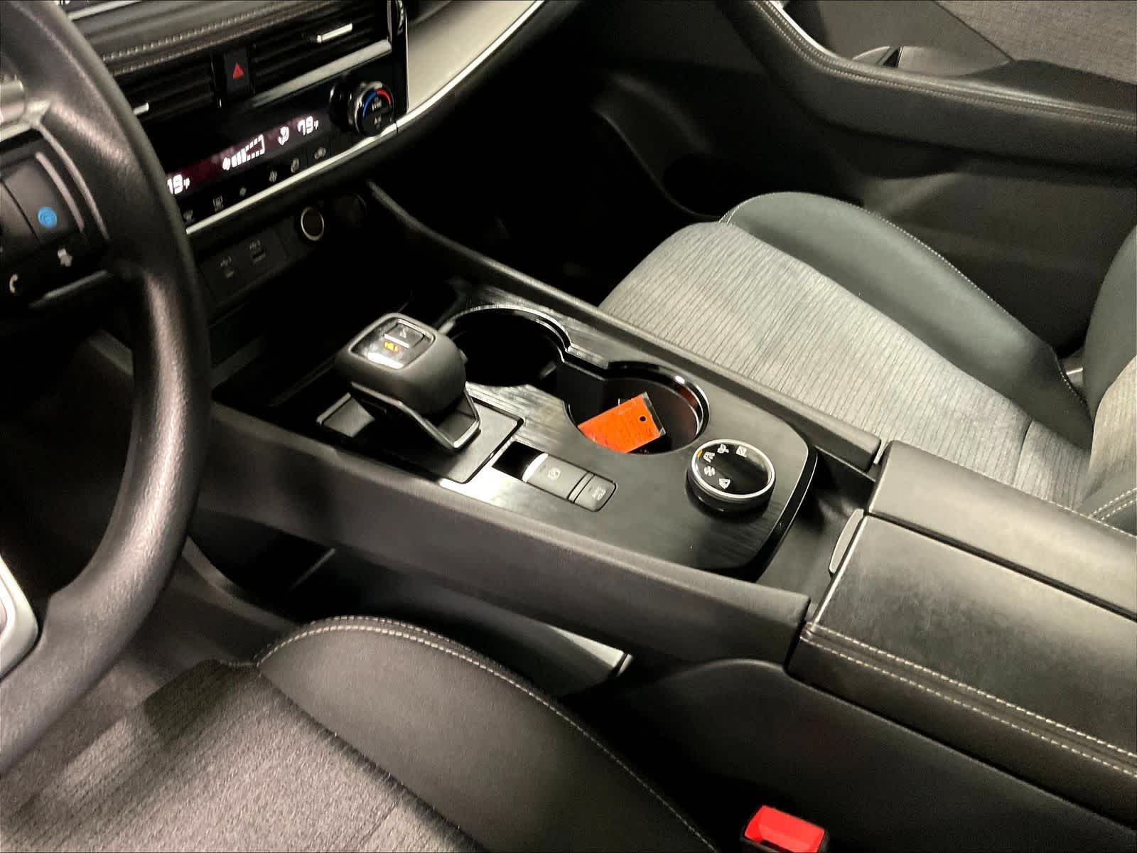 2021 Nissan Rogue SV - Photo 20