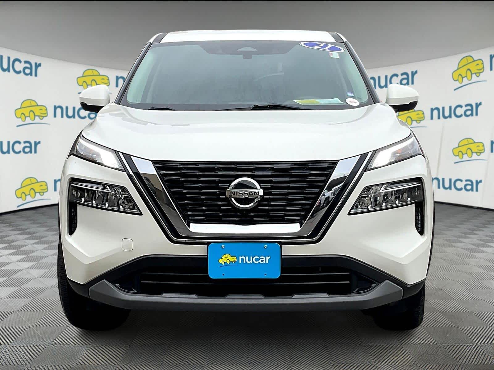 2021 Nissan Rogue SV - Photo 2