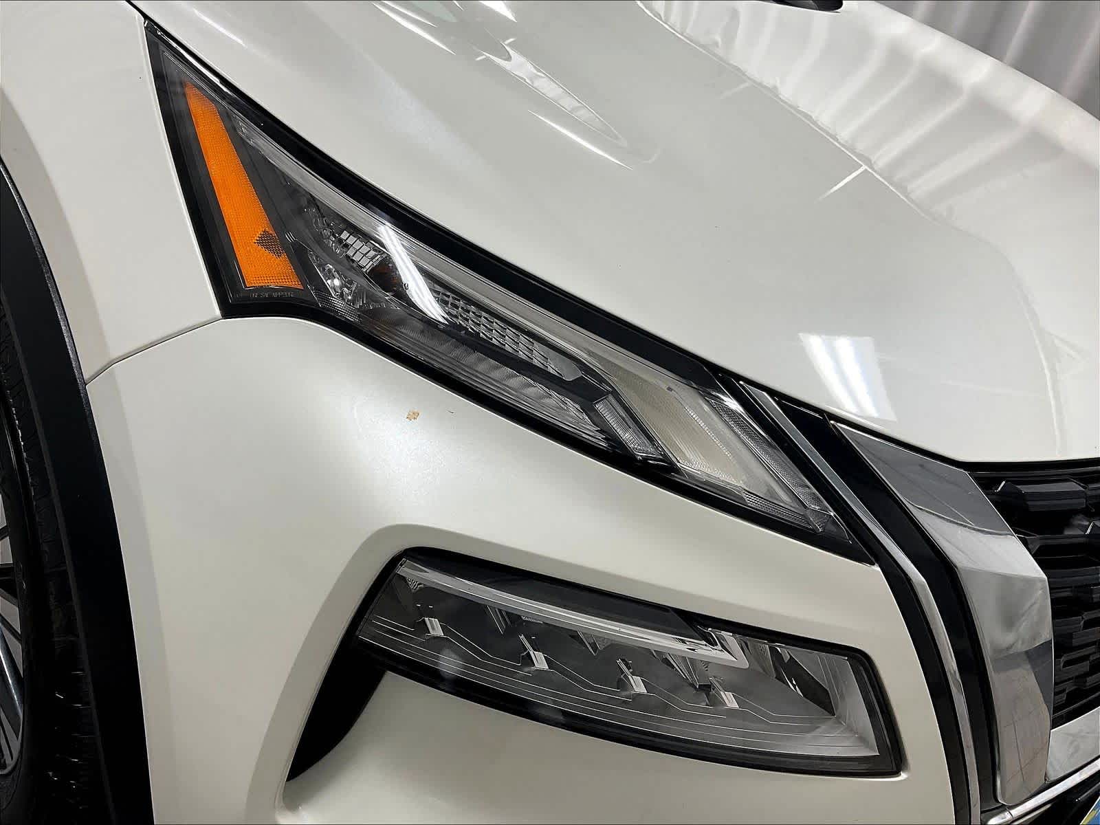 2021 Nissan Rogue SV - Photo 32