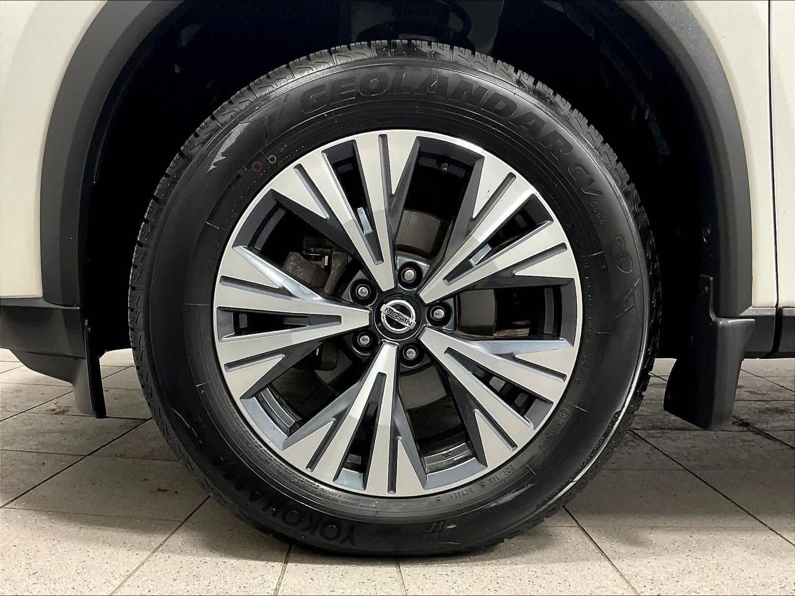 2021 Nissan Rogue SV - Photo 7