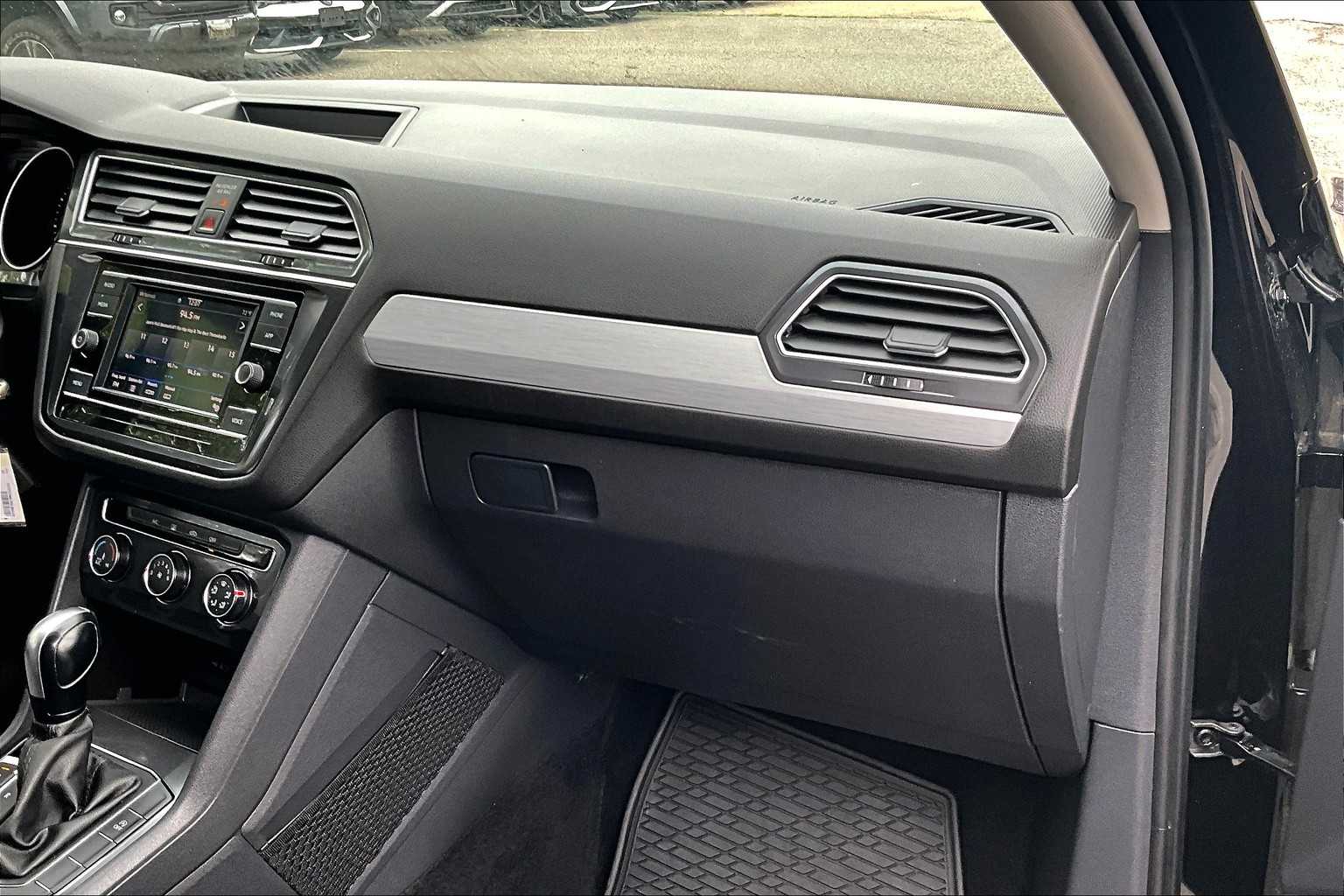 2021 Volkswagen Tiguan S - Photo 13