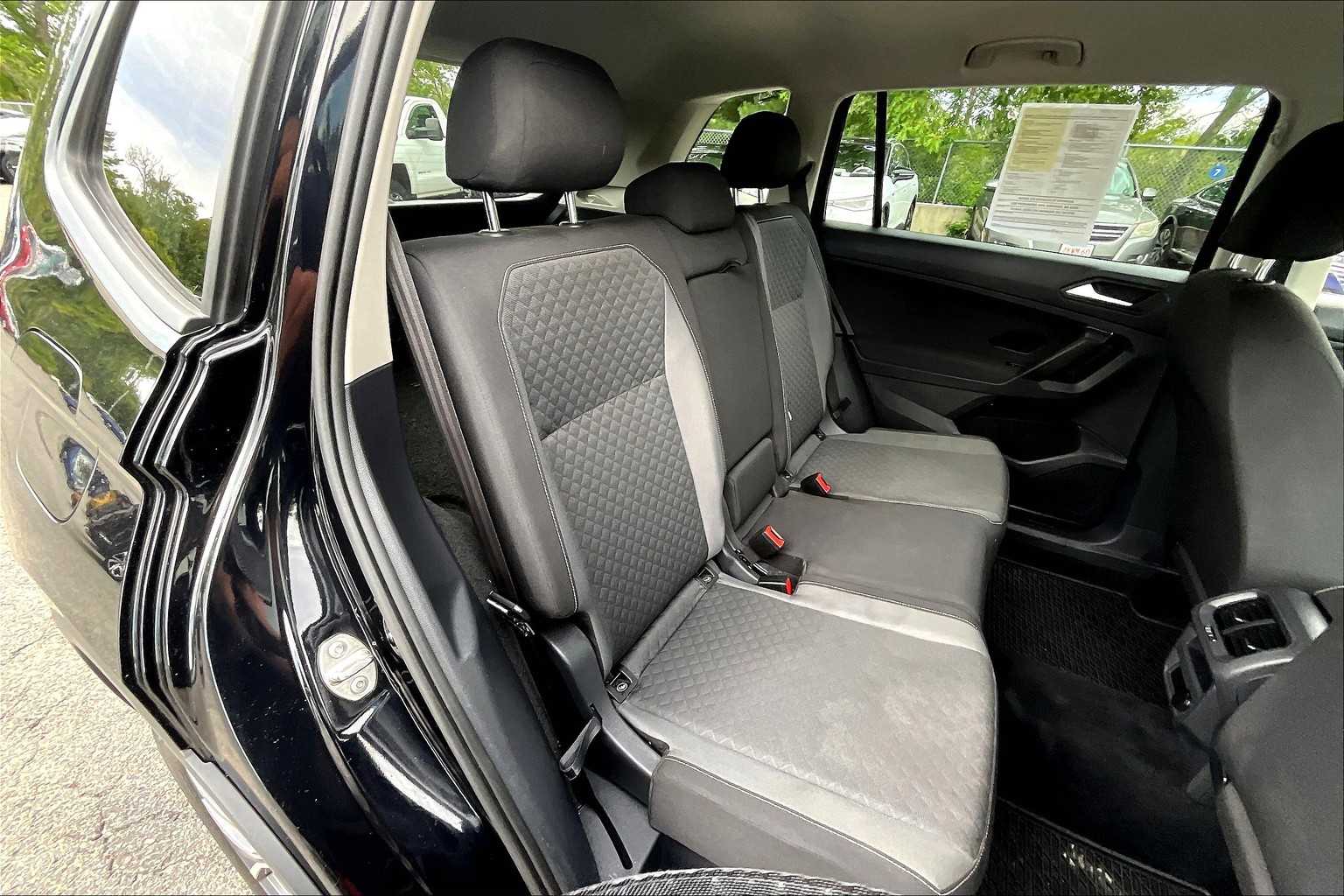 2021 Volkswagen Tiguan S - Photo 16