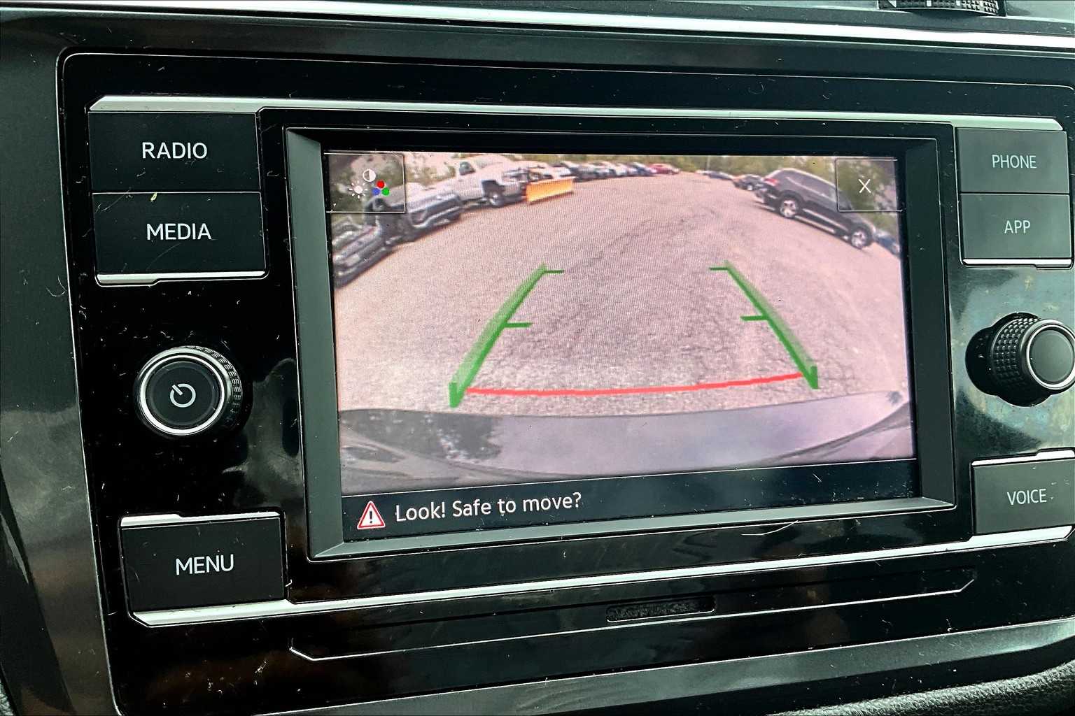 2021 Volkswagen Tiguan S - Photo 19