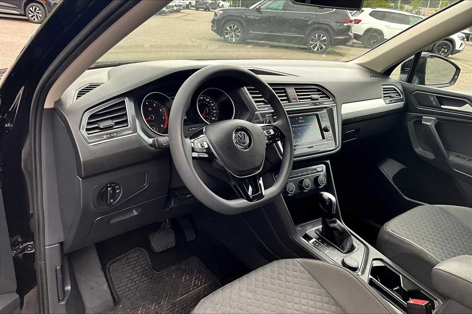 2021 Volkswagen Tiguan S - Photo 8