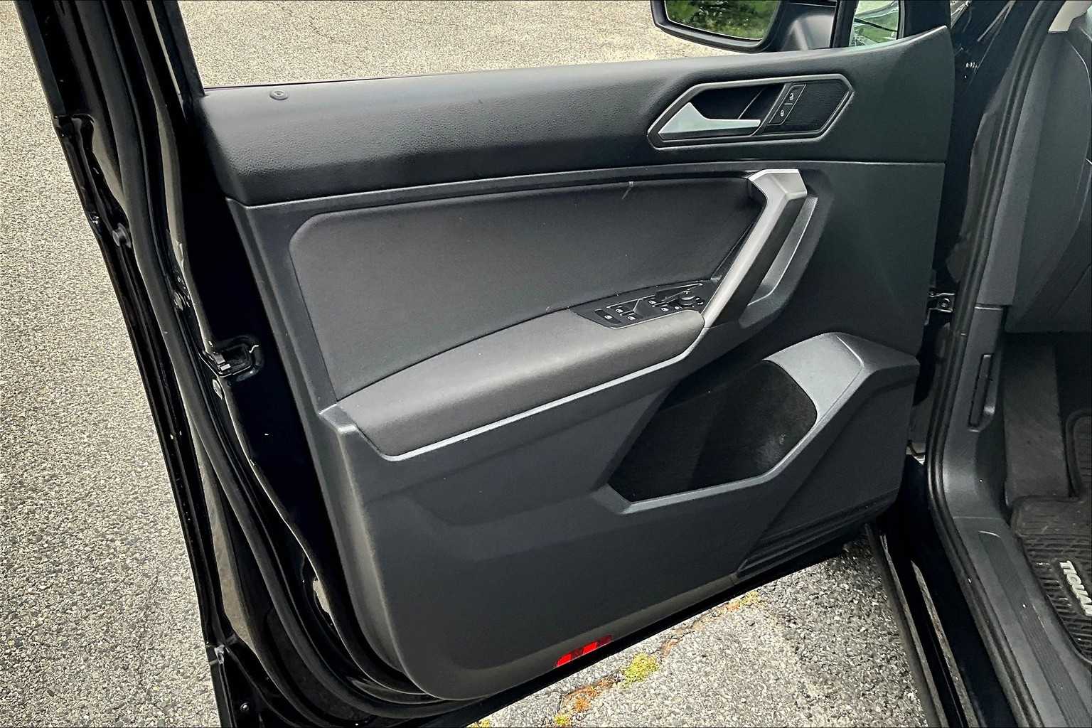 2021 Volkswagen Tiguan S - Photo 9