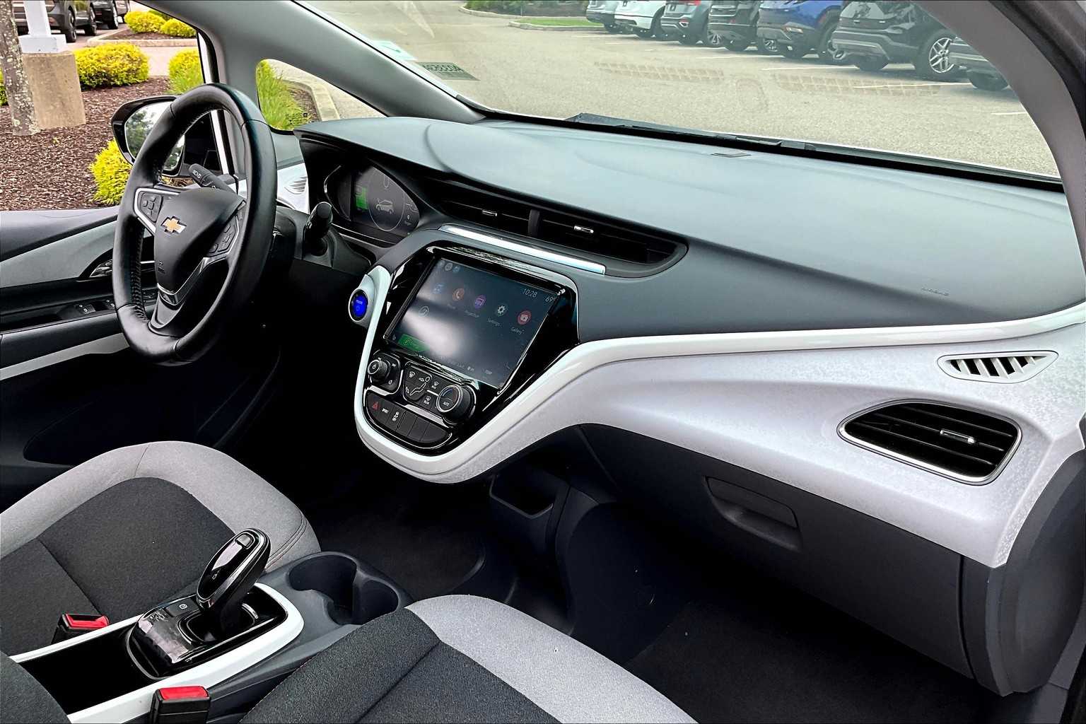 2017 Chevrolet Bolt EV LT - Photo 14