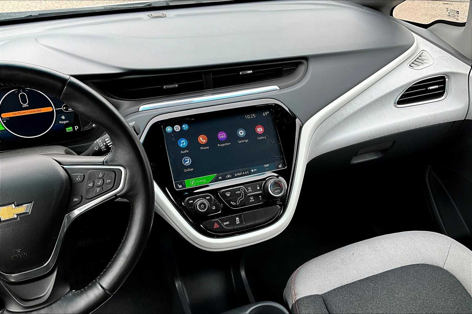 2017 Chevrolet Bolt EV LT - Photo 18