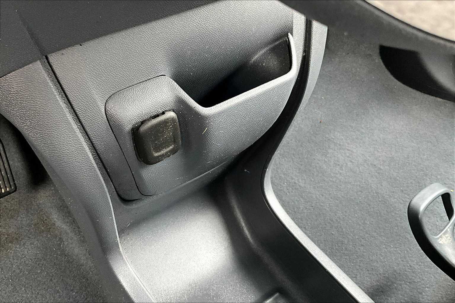 2017 Chevrolet Bolt EV LT - Photo 25