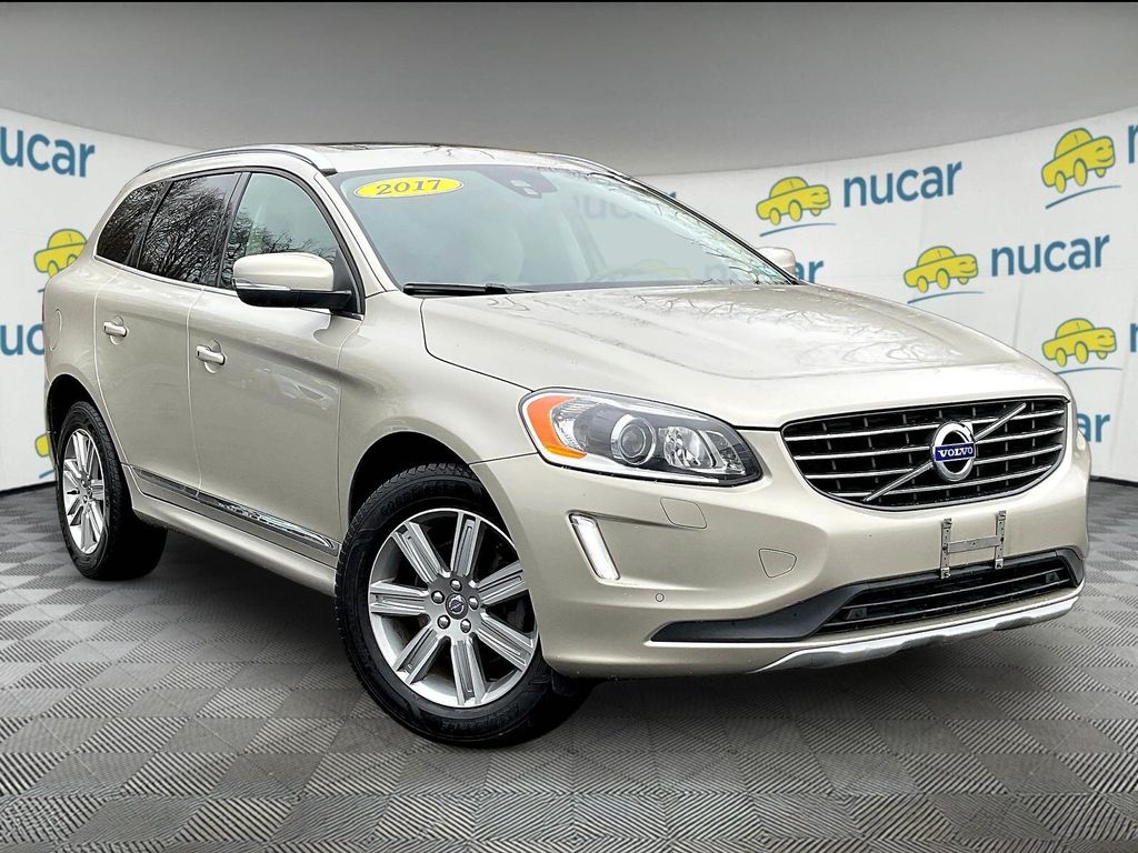 2017 Volvo XC60 T5 Inscription