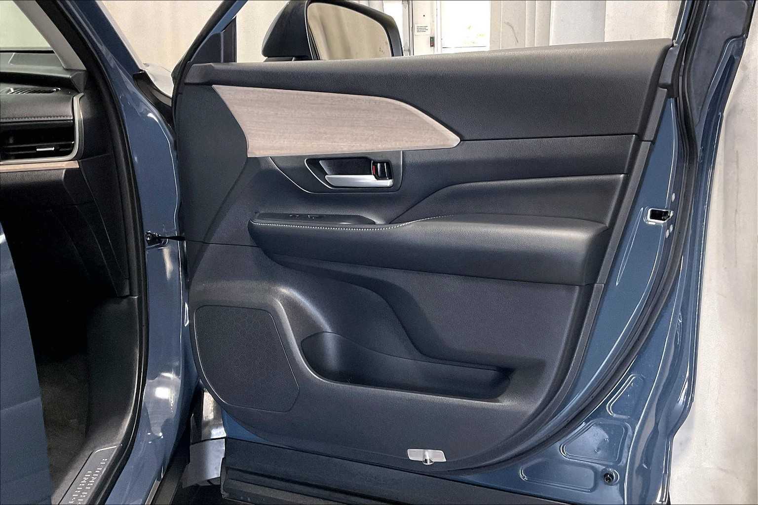 2024 Toyota Grand Highlander Platinum - Photo 12