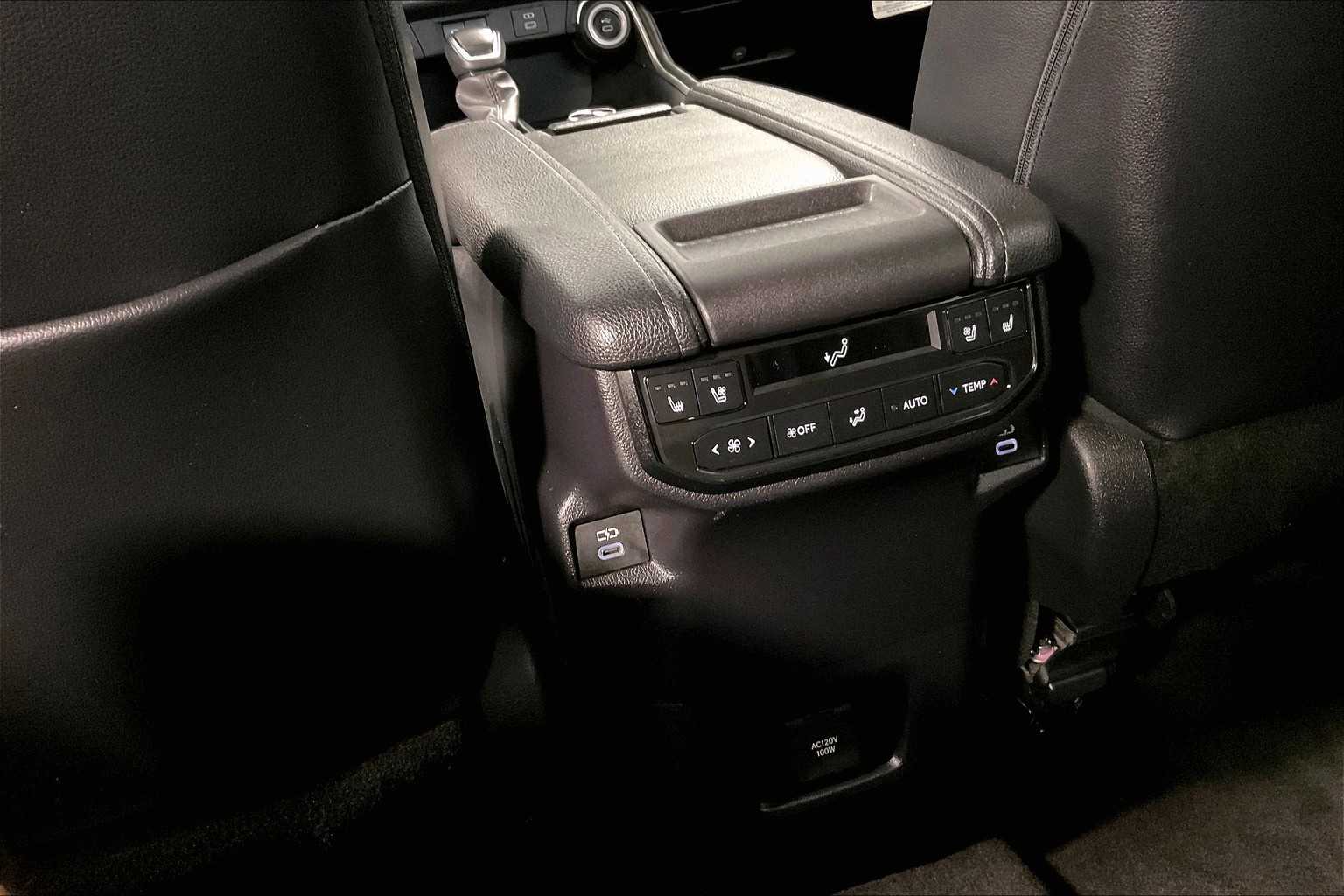 2024 Toyota Grand Highlander Platinum - Photo 29