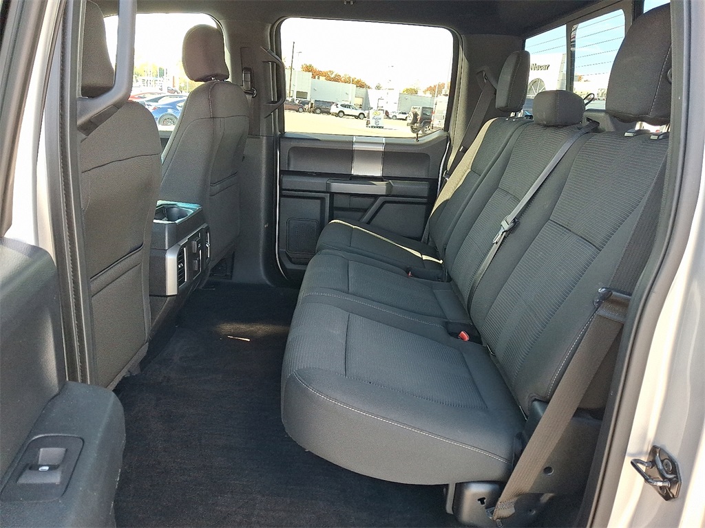 2015 Ford F-150 XLT - Photo 11