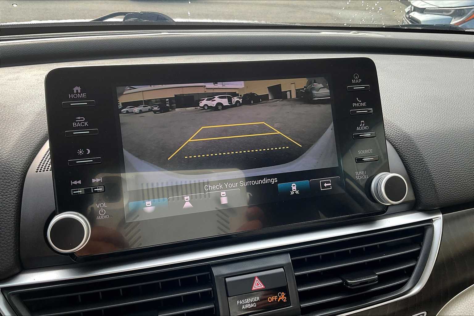 2018 Honda Accord Touring 2.0T - Photo 19