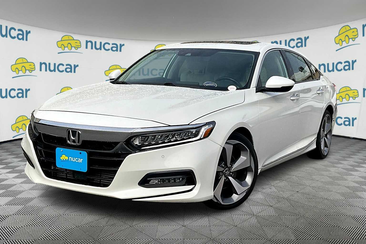 2018 Honda Accord Touring 2.0T - Photo 3