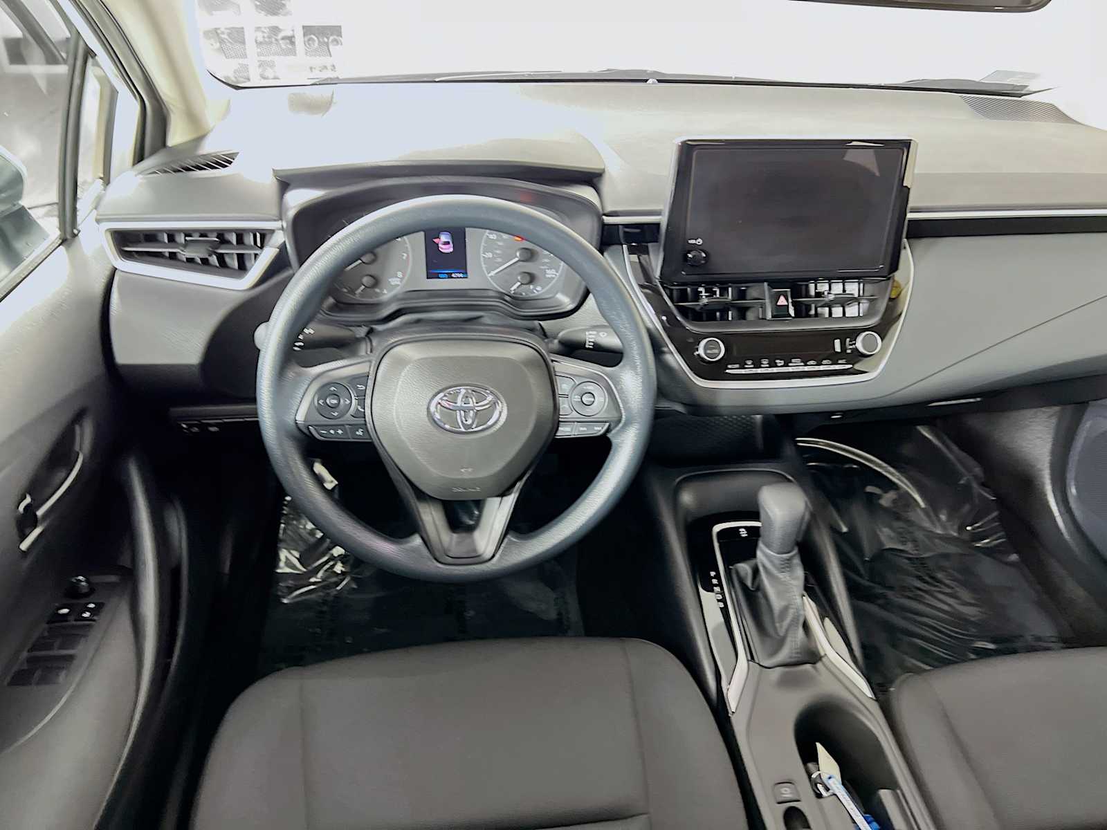 2024 Toyota Corolla LE - Photo 21