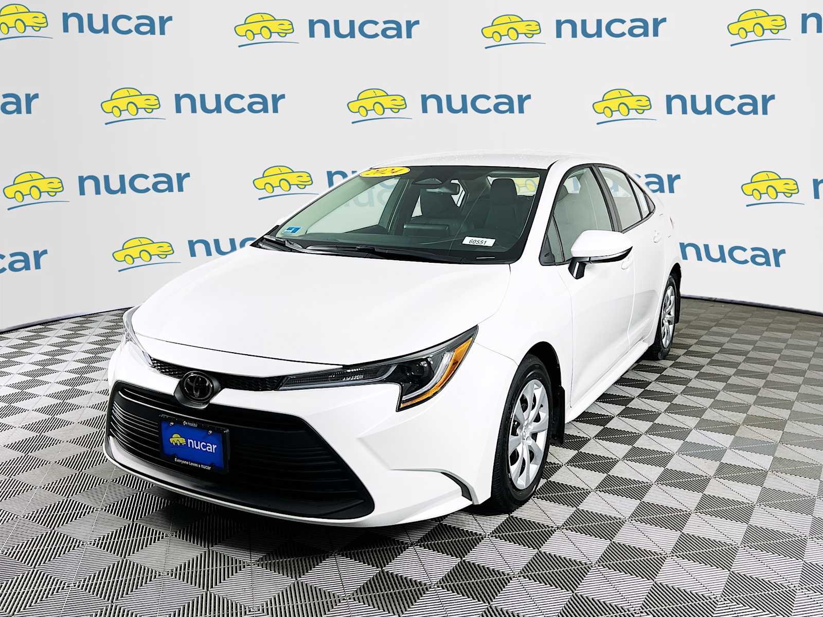 2024 Toyota Corolla LE - Photo 3
