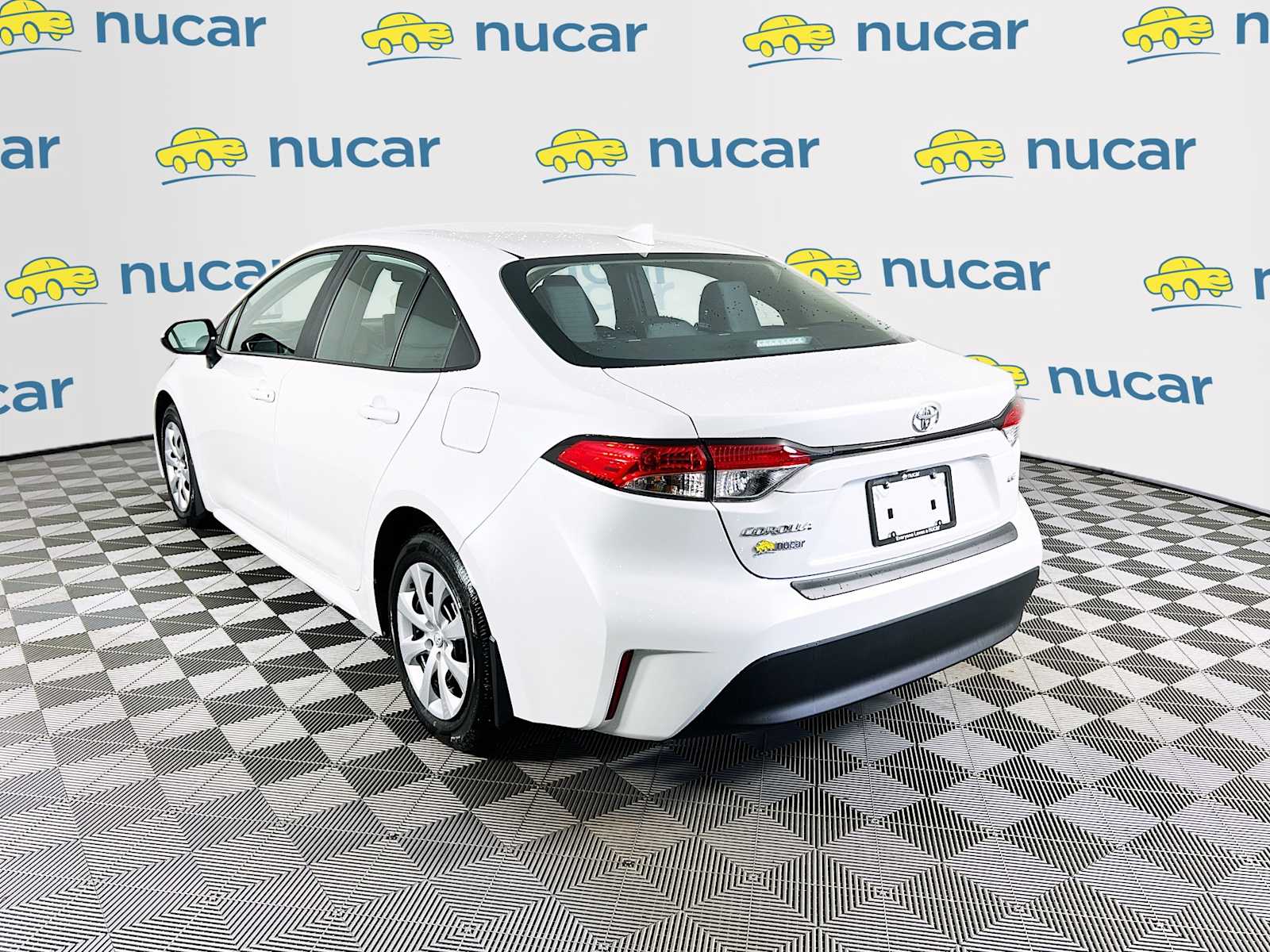 2024 Toyota Corolla LE - Photo 5