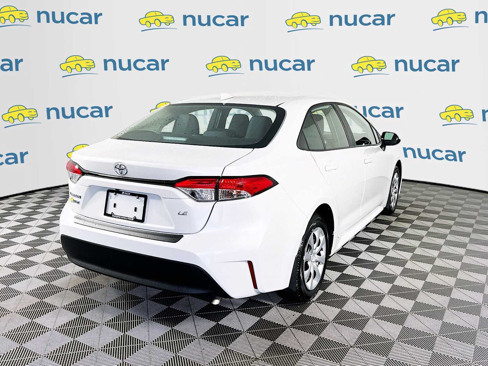 2024 Toyota Corolla LE - Photo 7
