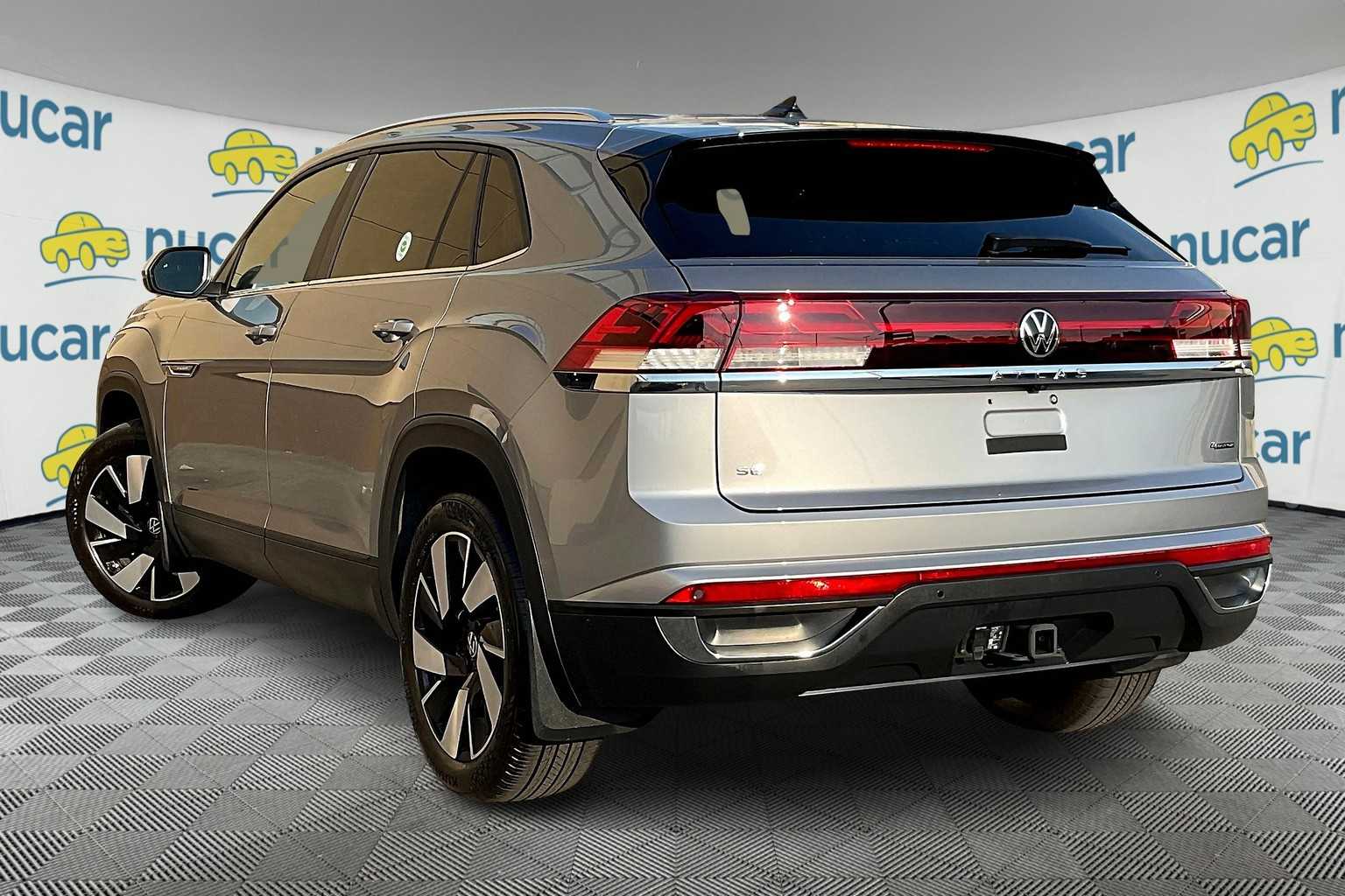 2024 Volkswagen Atlas Cross Sport 2.0T SE w/Technology - Photo 4