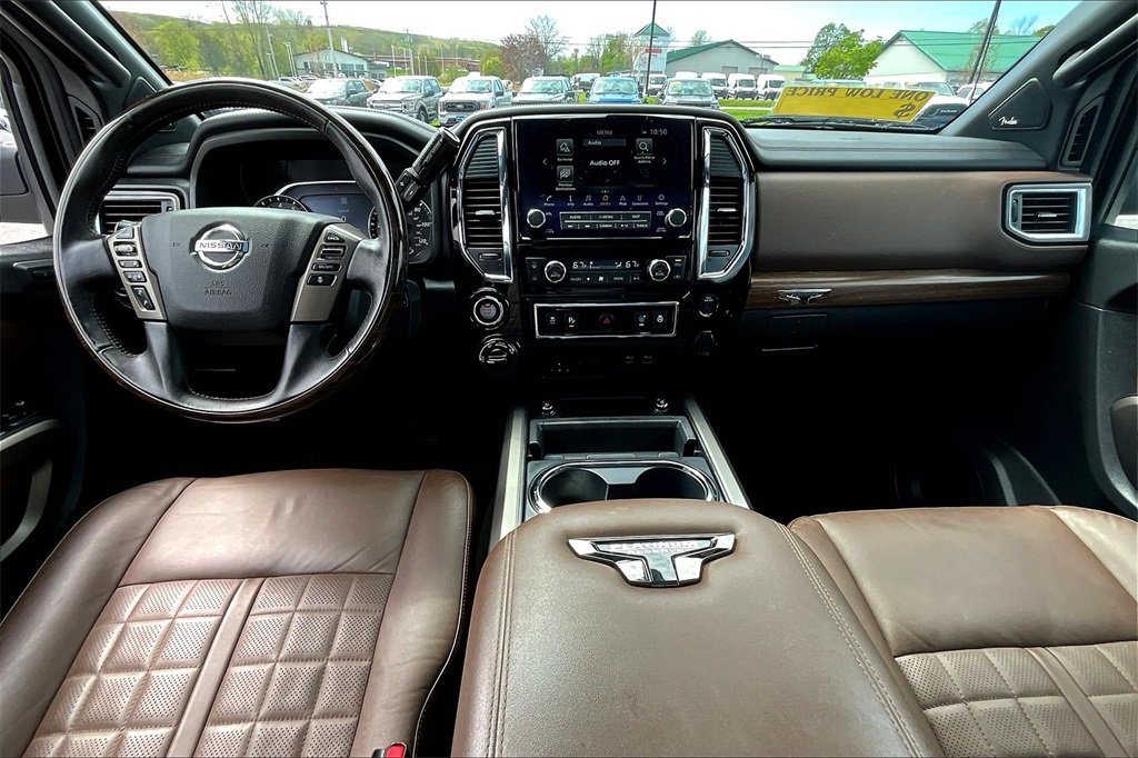 2021 Nissan Titan Platinum Reserve - Photo 21