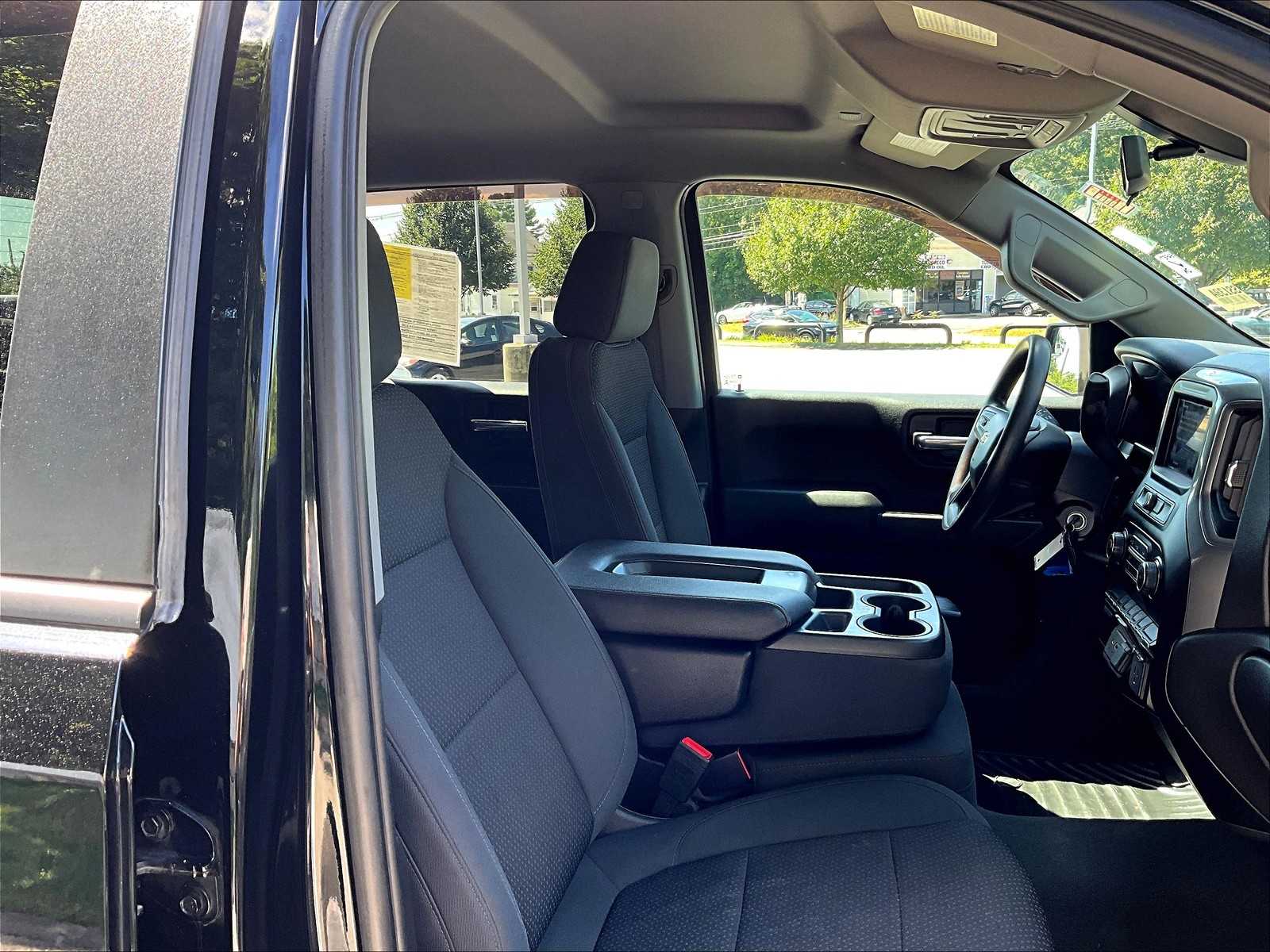 2021 Chevrolet Silverado 1500 Custom - Photo 11