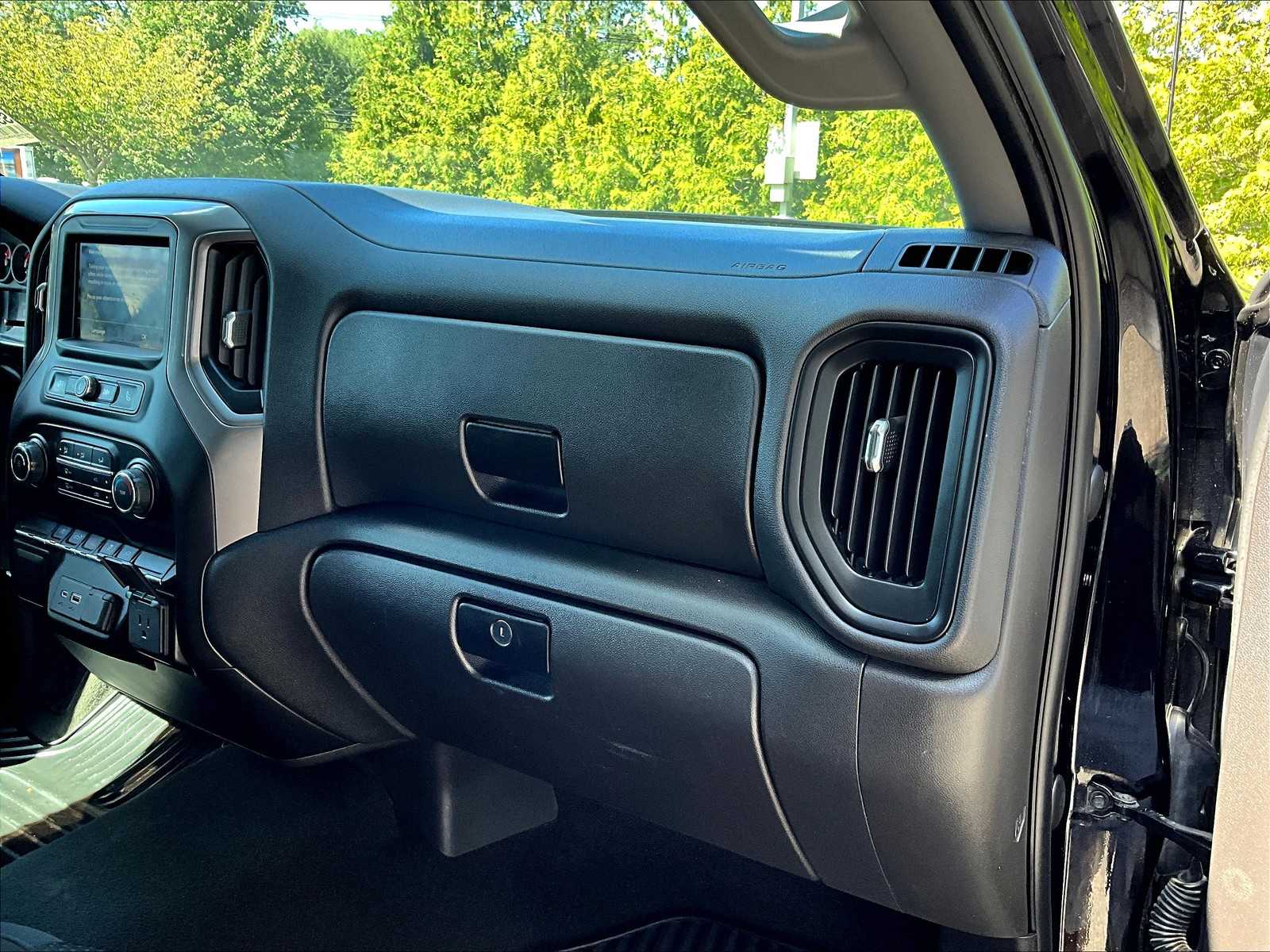 2021 Chevrolet Silverado 1500 Custom - Photo 13