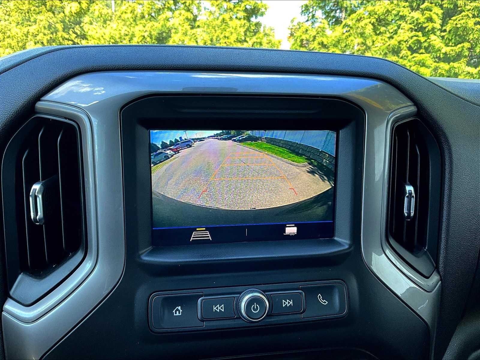 2021 Chevrolet Silverado 1500 Custom - Photo 19