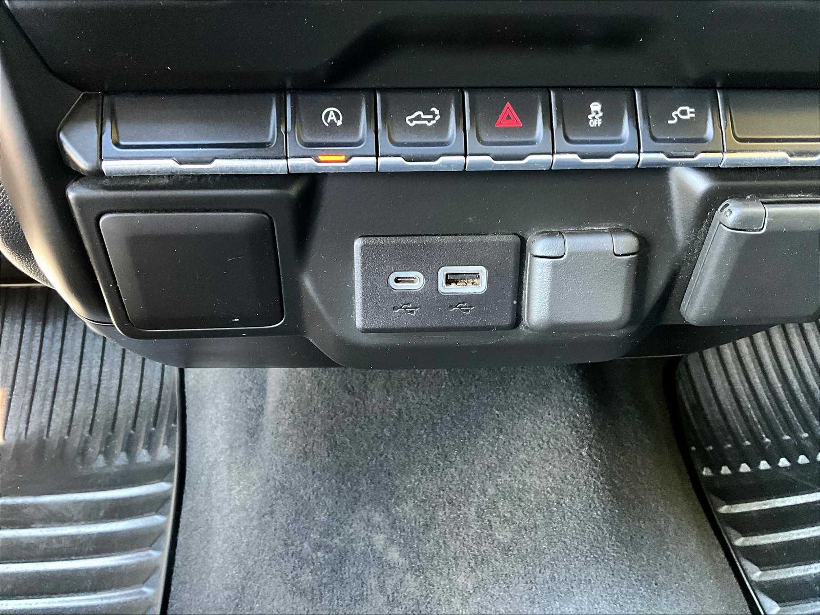 2021 Chevrolet Silverado 1500 Custom - Photo 25