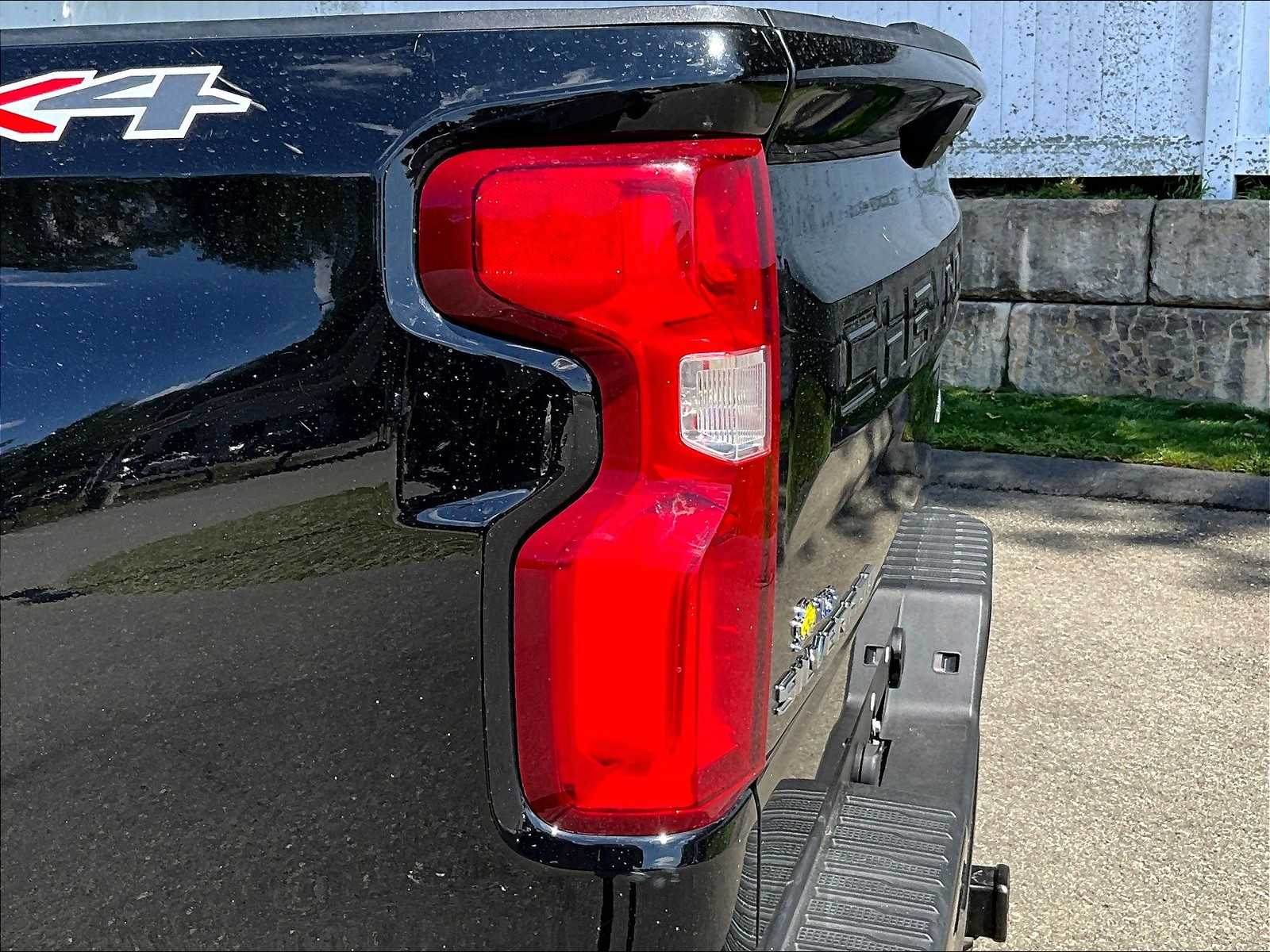 2021 Chevrolet Silverado 1500 Custom - Photo 34