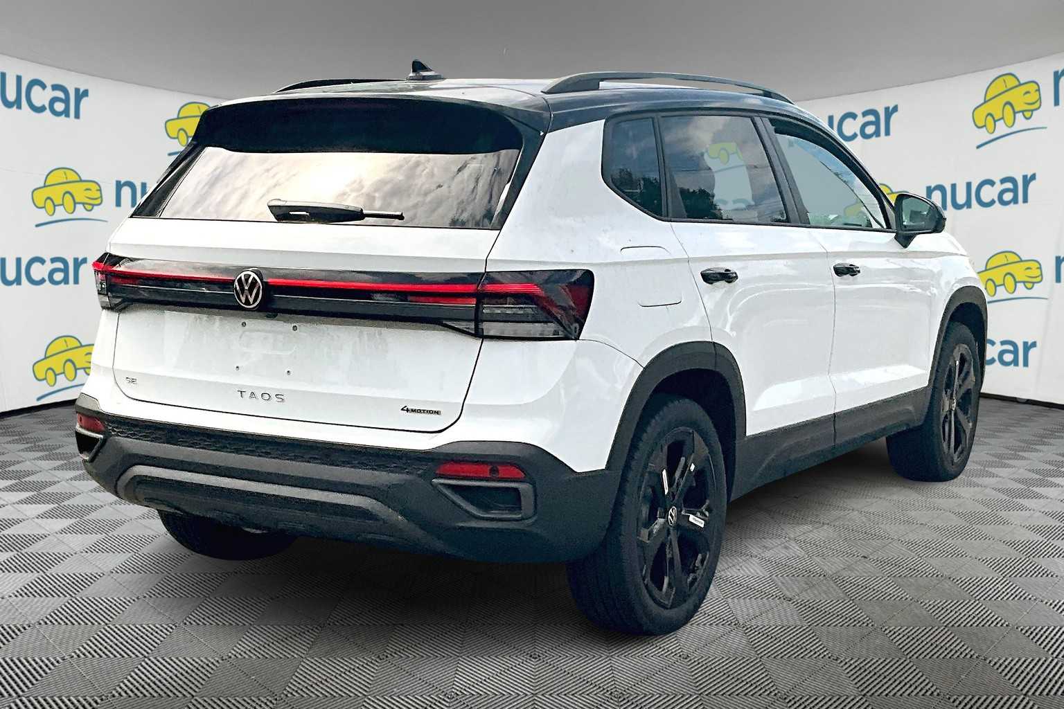 2025 Volkswagen Taos SE Black - Photo 7