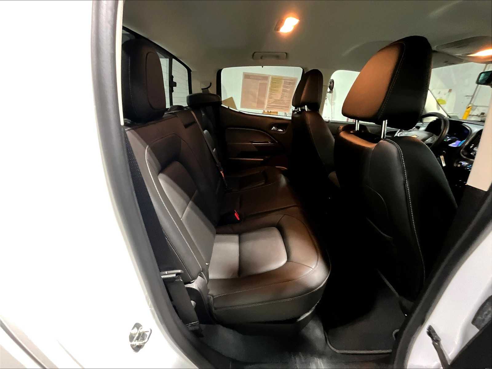 2021 Chevrolet Colorado 4WD Z71 - Photo 16