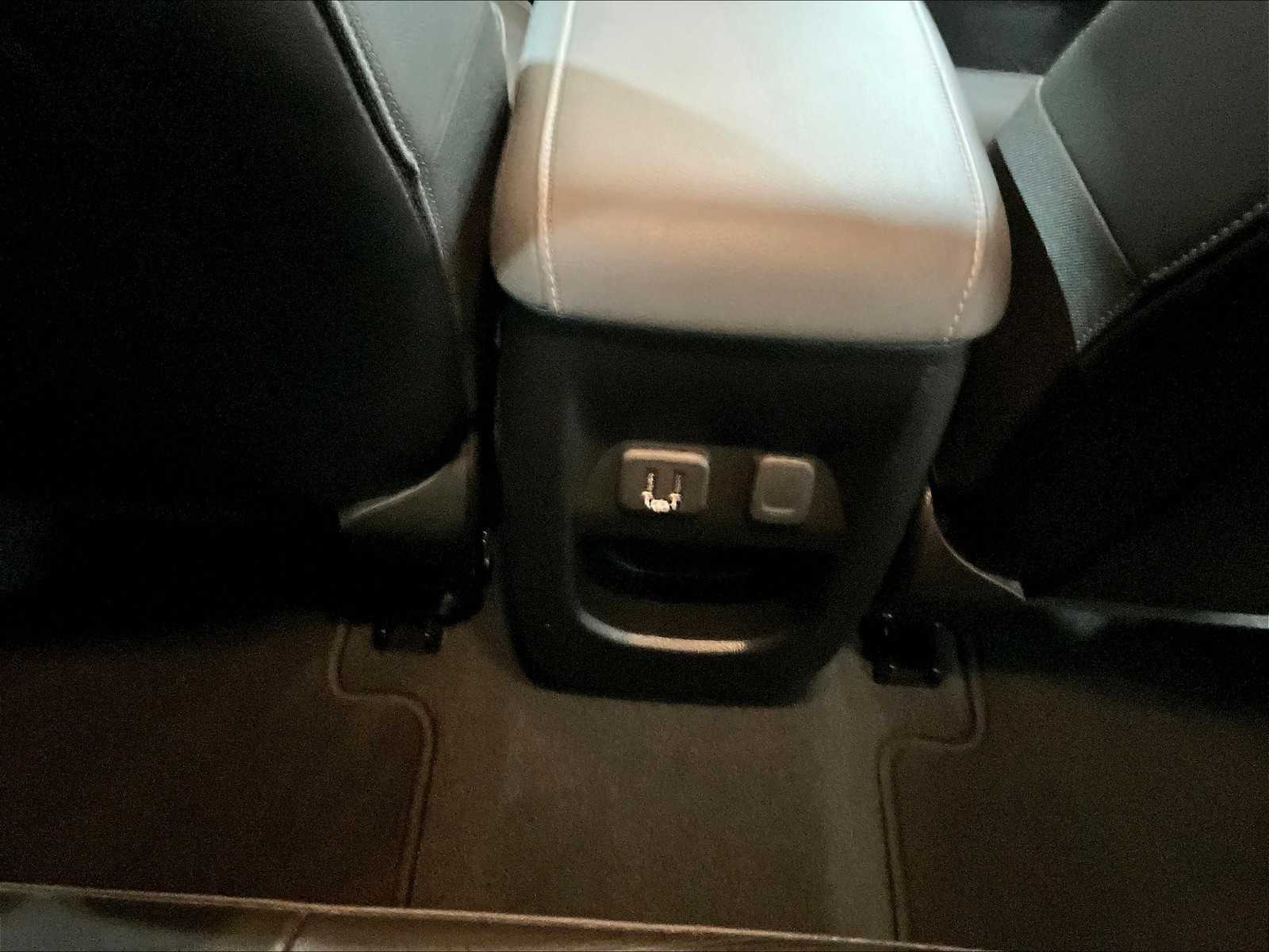 2021 Chevrolet Colorado 4WD Z71 - Photo 27