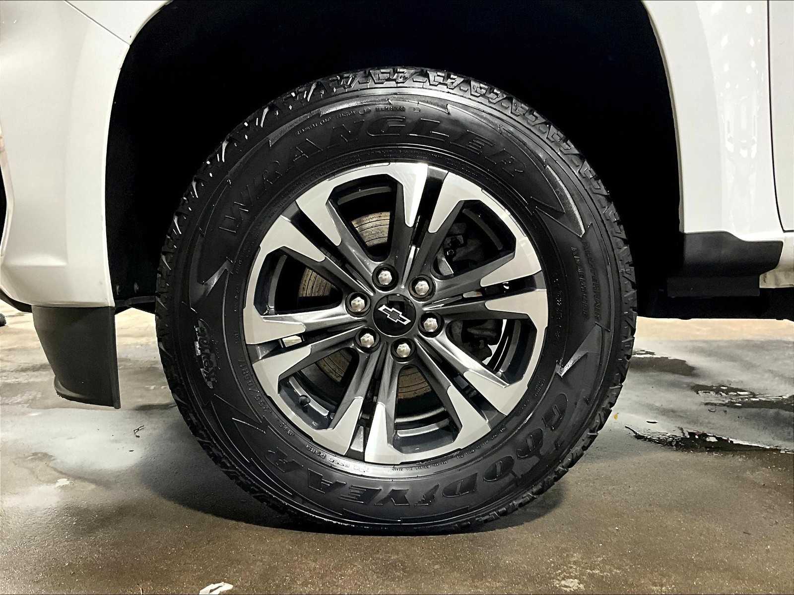 2021 Chevrolet Colorado 4WD Z71 - Photo 7