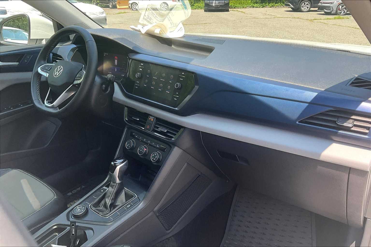 2022 Volkswagen Taos SE - Photo 14