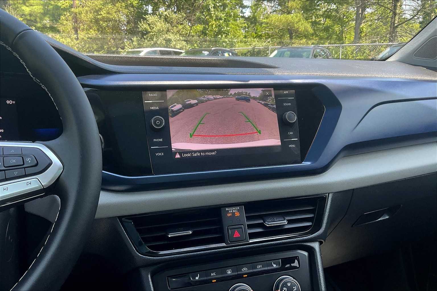 2022 Volkswagen Taos SE - Photo 19