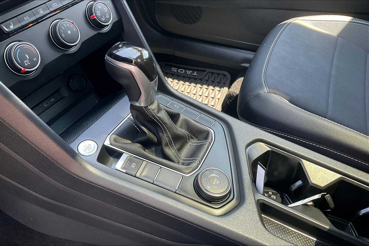 2022 Volkswagen Taos SE - Photo 20