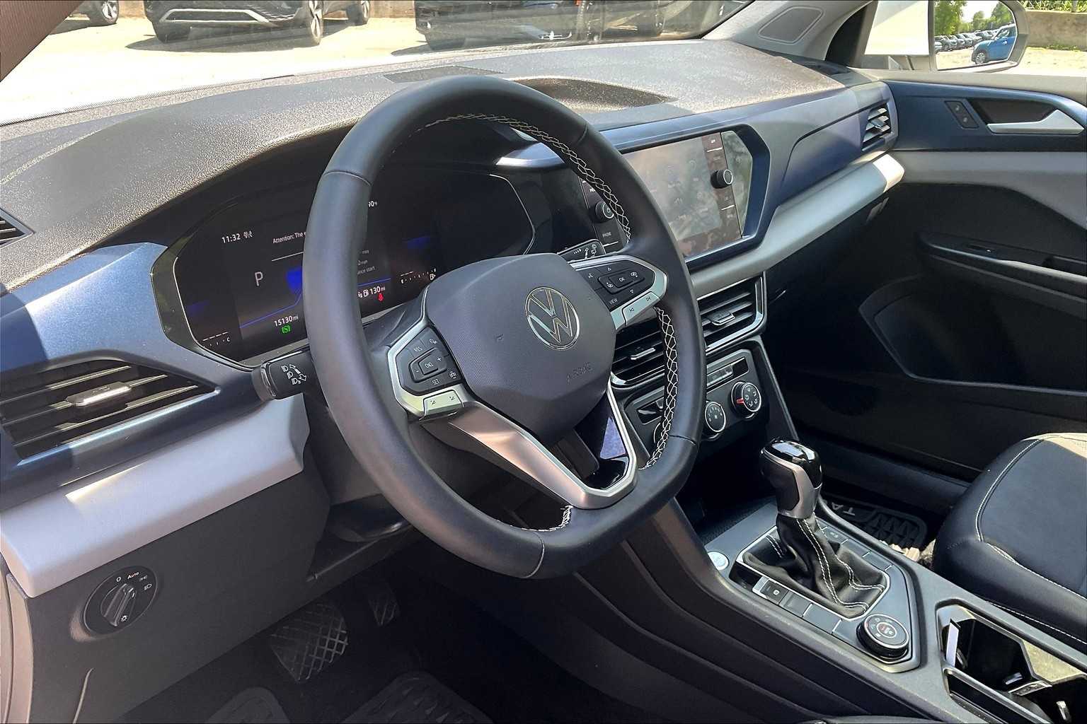 2022 Volkswagen Taos SE - Photo 8