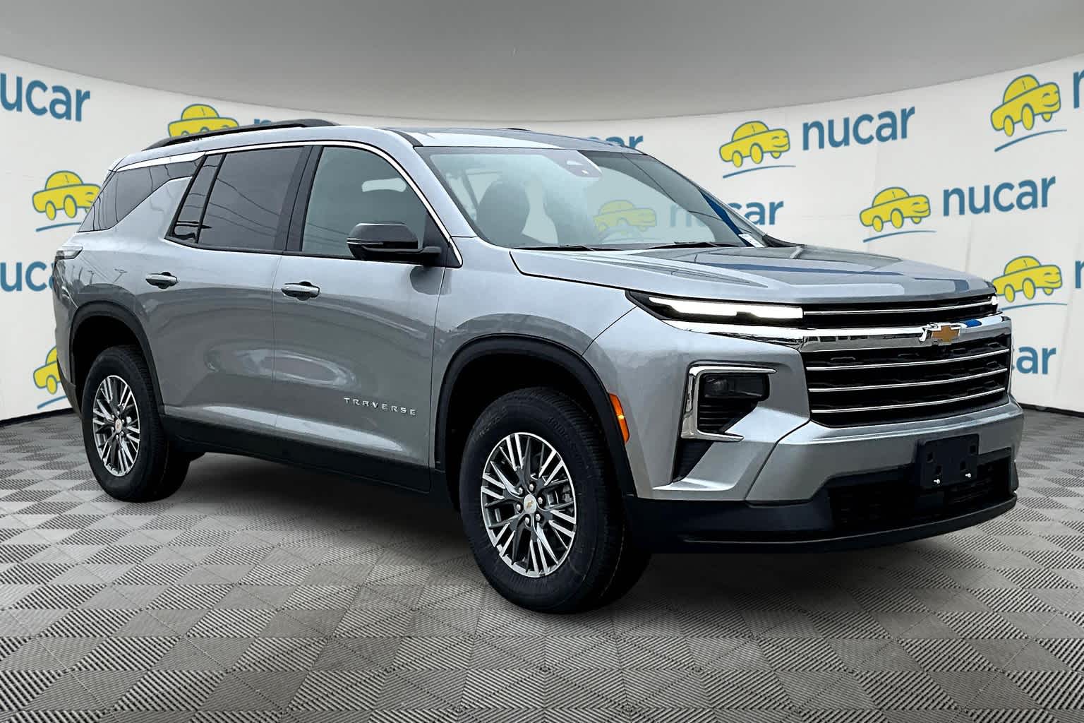 2025 Chevrolet Traverse AWD LT