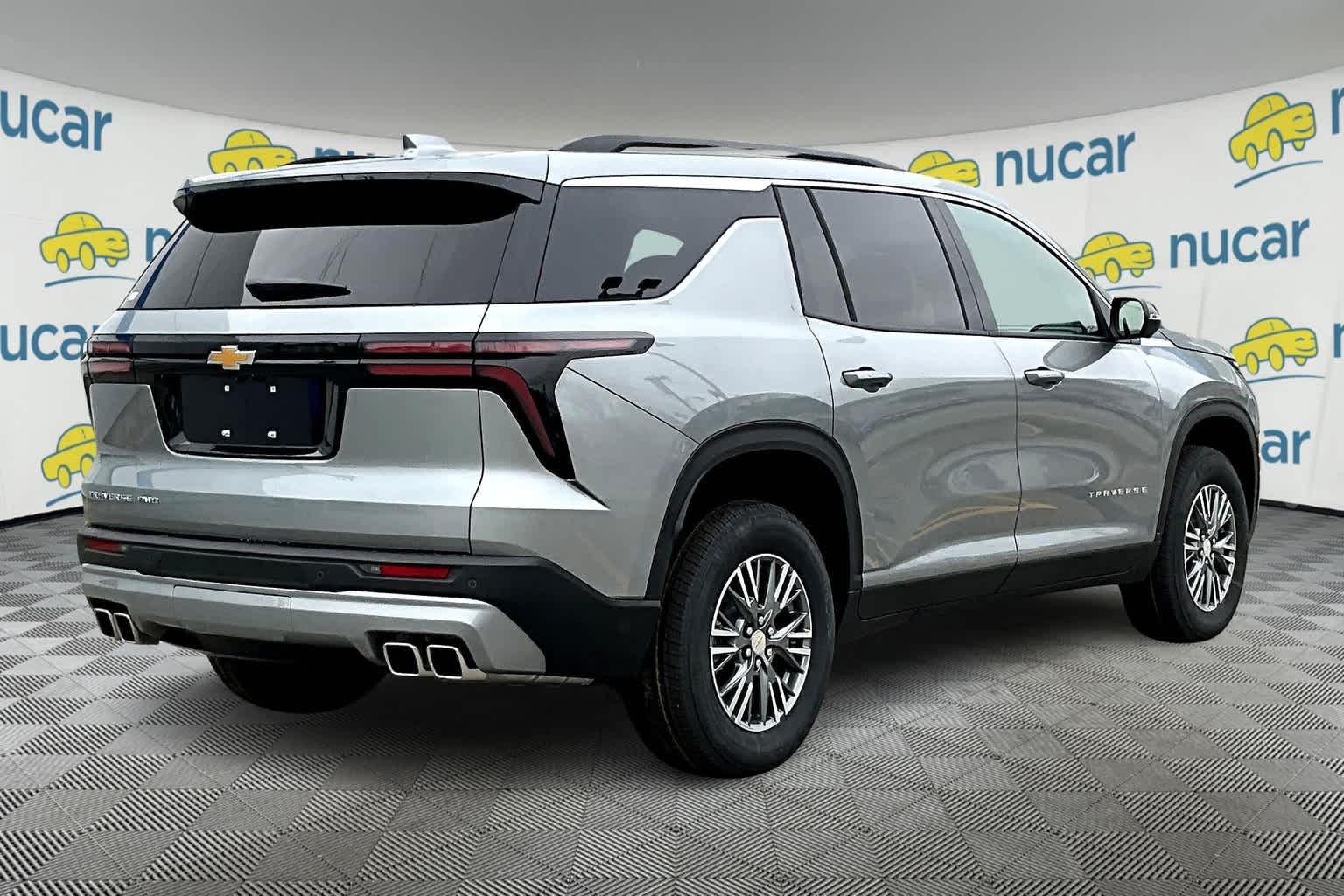 2025 Chevrolet Traverse AWD LT - Photo 7