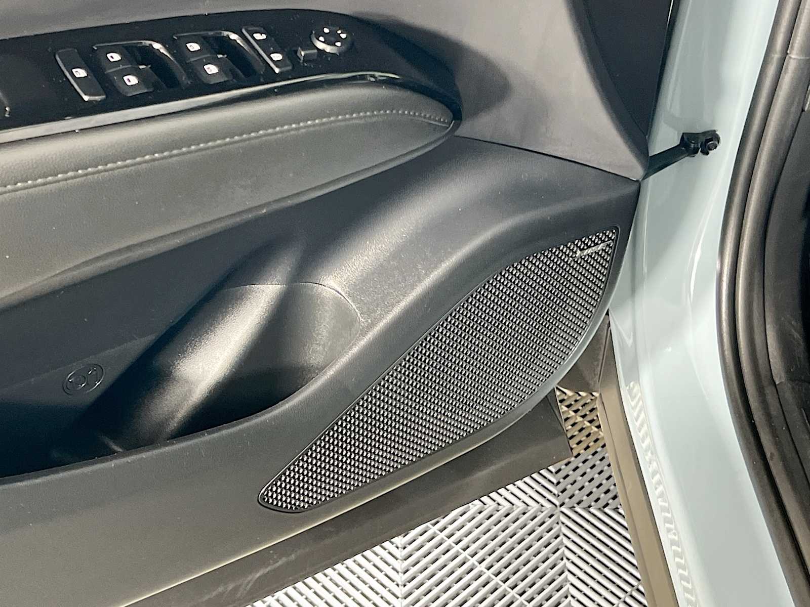 2022 Hyundai Santa Cruz Limited - Photo 18