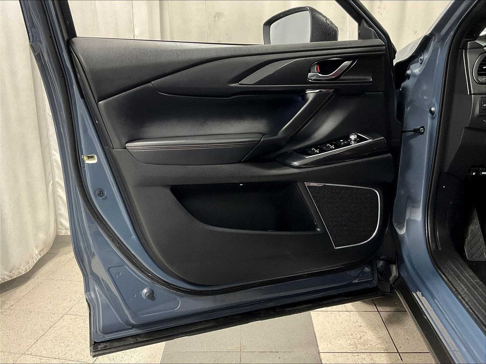 2022 Mazda CX-9 Carbon Edition - Photo 9