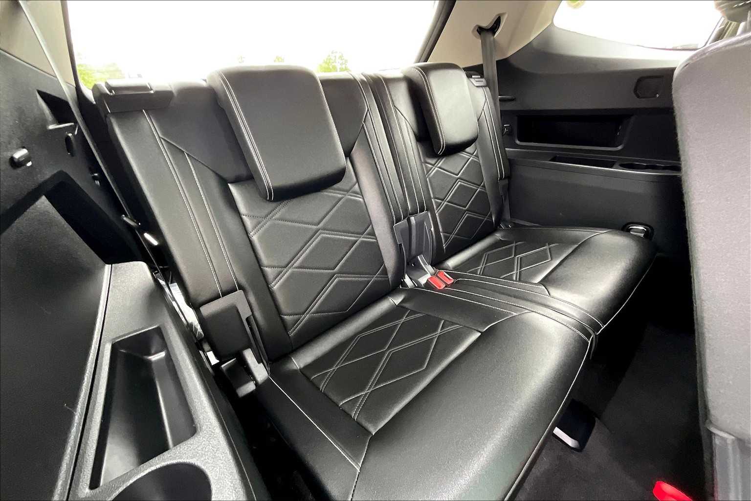 2024 Volkswagen Atlas 2.0T SE w/Technology - Photo 17