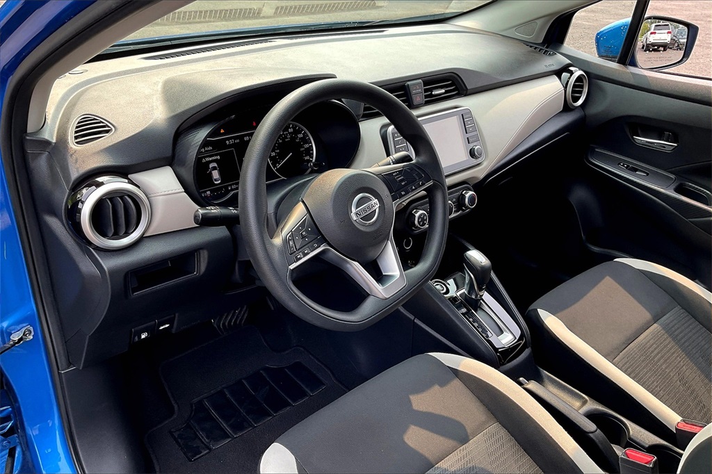 2021 Nissan Versa 1.6 SV - Photo 8