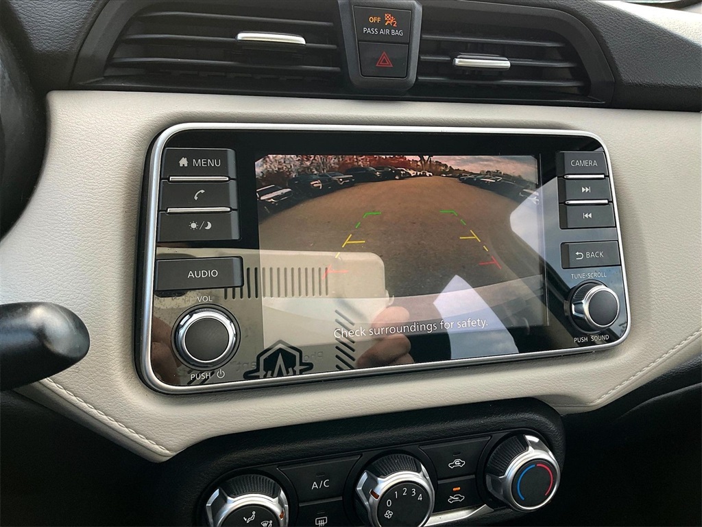 2022 Nissan Versa 1.6 SV - Photo 18