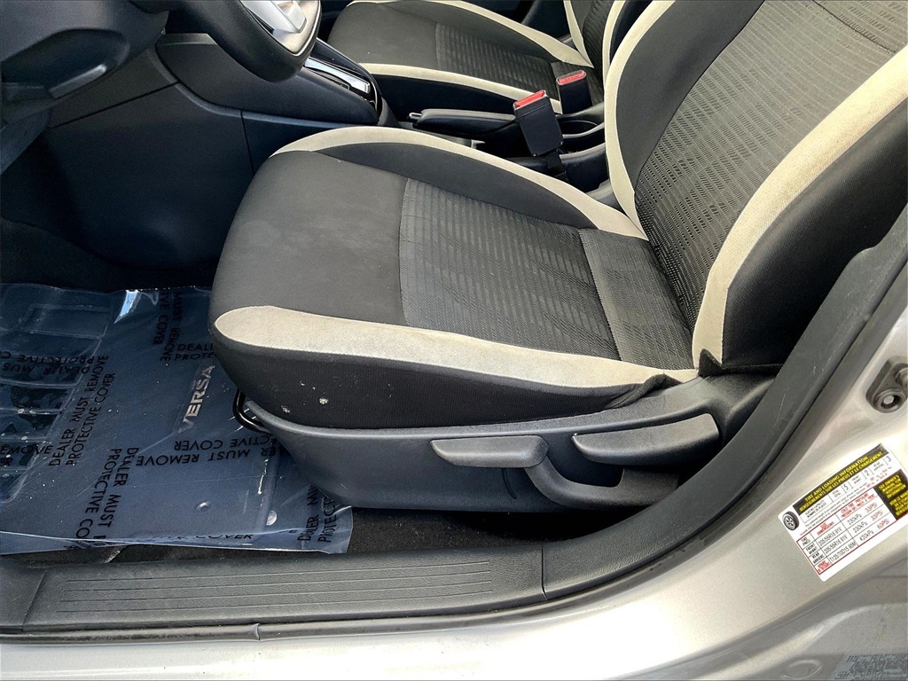 2022 Nissan Versa 1.6 SV - Photo 32