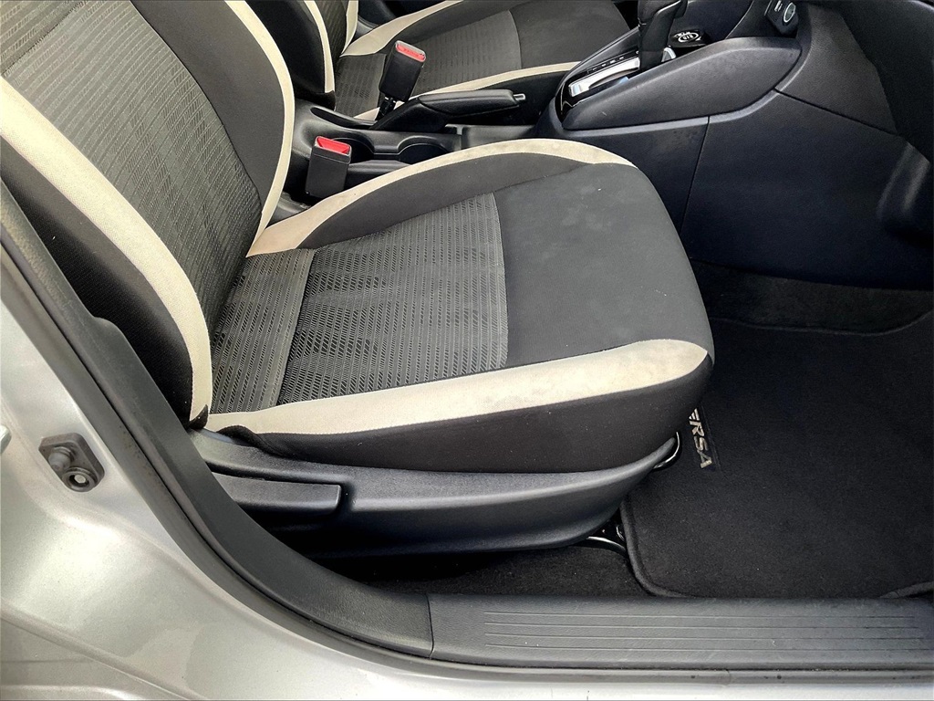 2022 Nissan Versa 1.6 SV - Photo 34