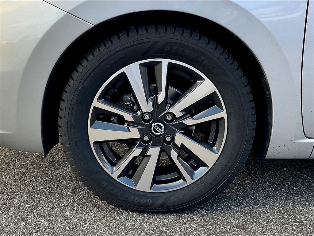 2022 Nissan Versa 1.6 SV - Photo 7