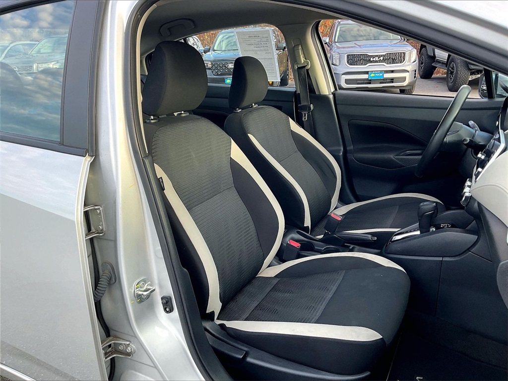 2022 Nissan Versa 1.6 SV - Photo 10